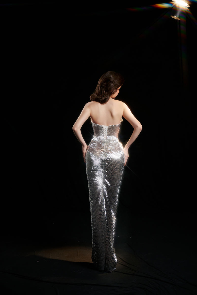 SELENE WAVE SEQUIN CORSET DRESS IN SILVER - CULT MIA