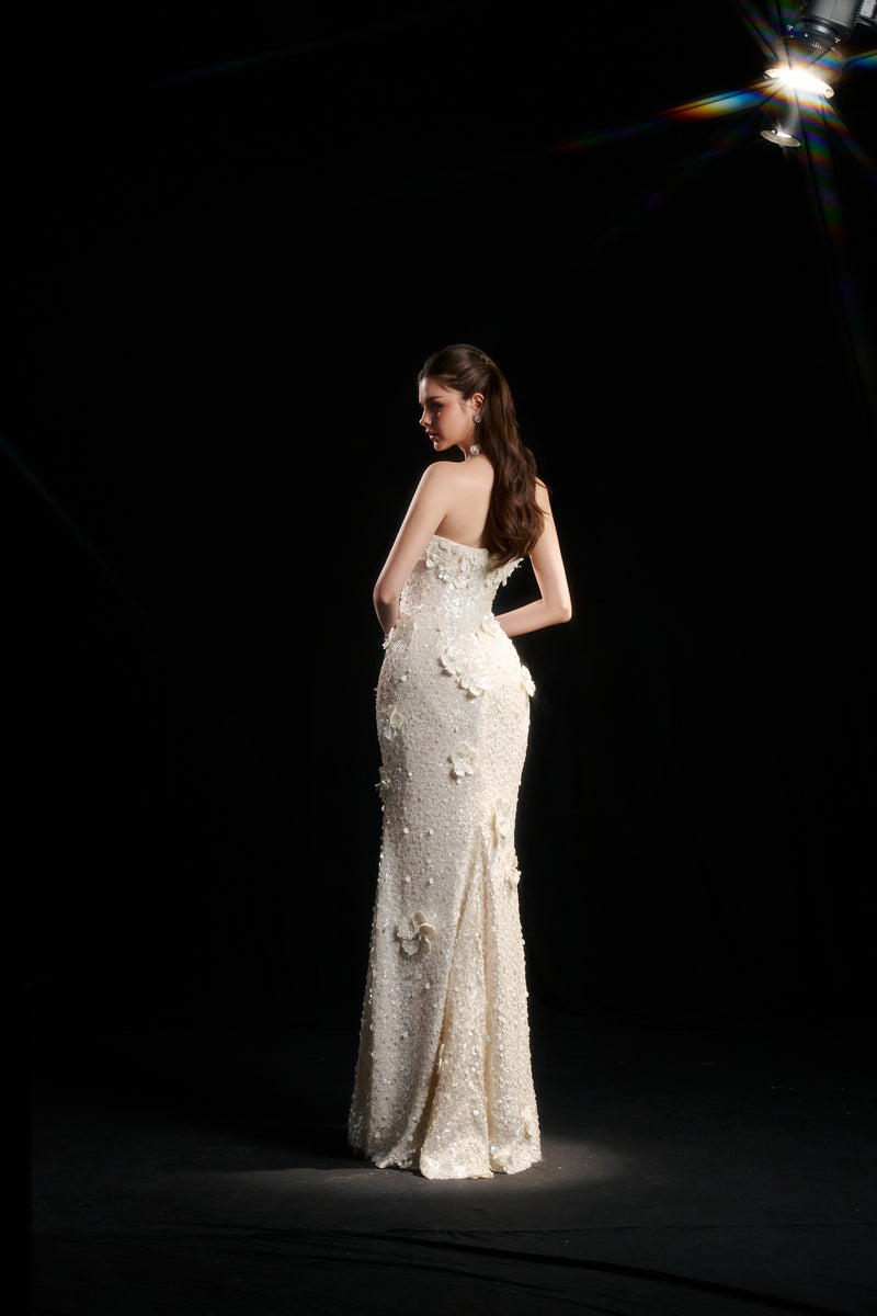 AVELINE 3D FLORAL SEQUIN DRESS IN IVORY PEARL - CULT MIA