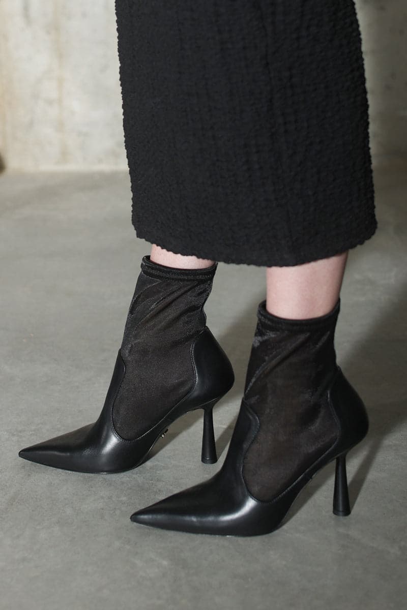 ANNA BLACK HEELED BOOTS | House of Atana | CULT MIA
