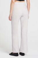 Nara Niro IDA trousers in nude color, stylish pants with a tailored fit, displayed on a plain background.