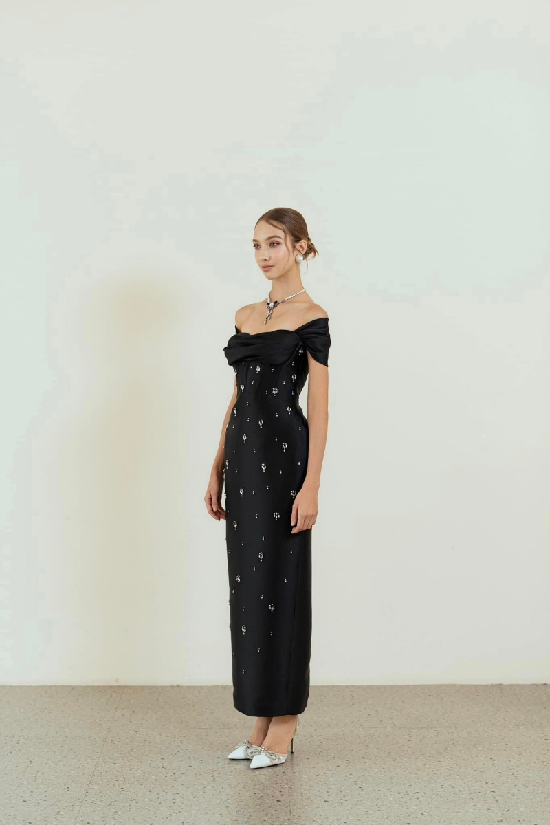 VIVIAN BLACK OFF-SHOULDER PENCIL MIDI DRESS | CULT MIA | HACCHIC COUTURE VIVIAN BLACK OFF-SHOULDER PENCIL MIDI DRESS | CULT MIA | HACCHIC COUTURE