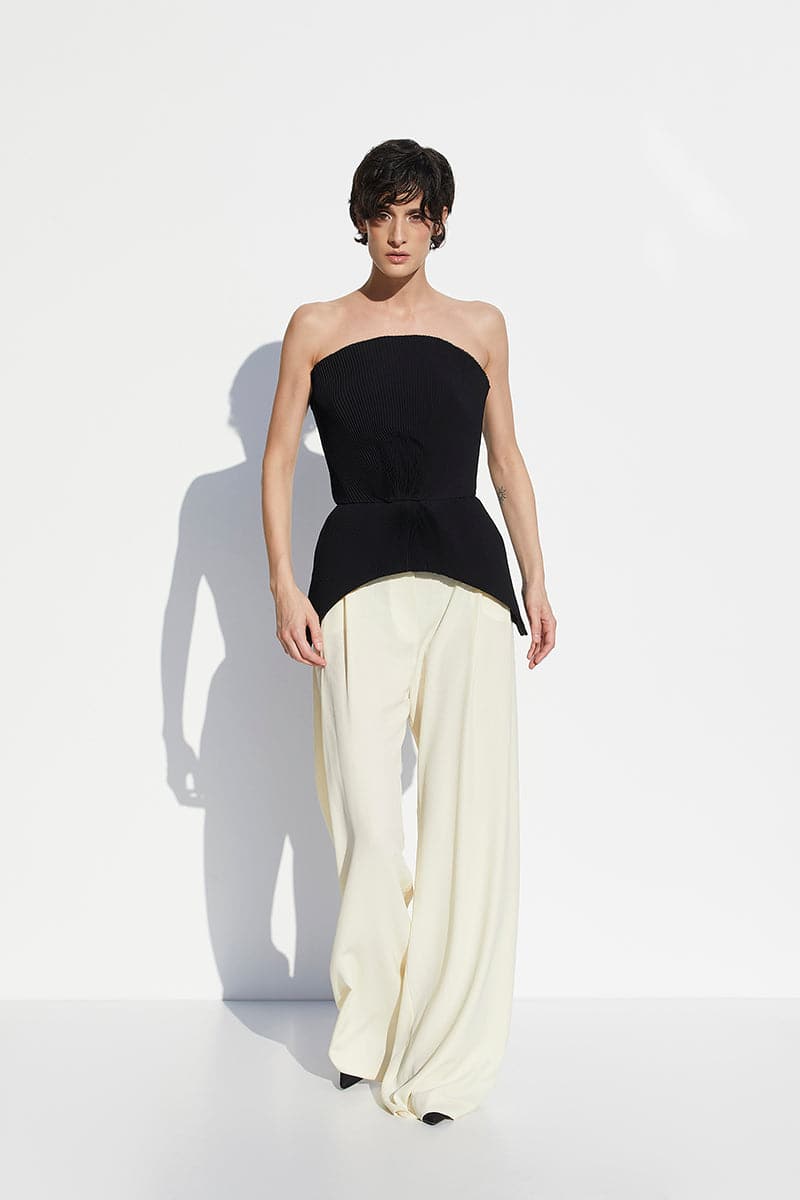 STRAPLESS BLACK PEPLUM TOP - CULT MIA