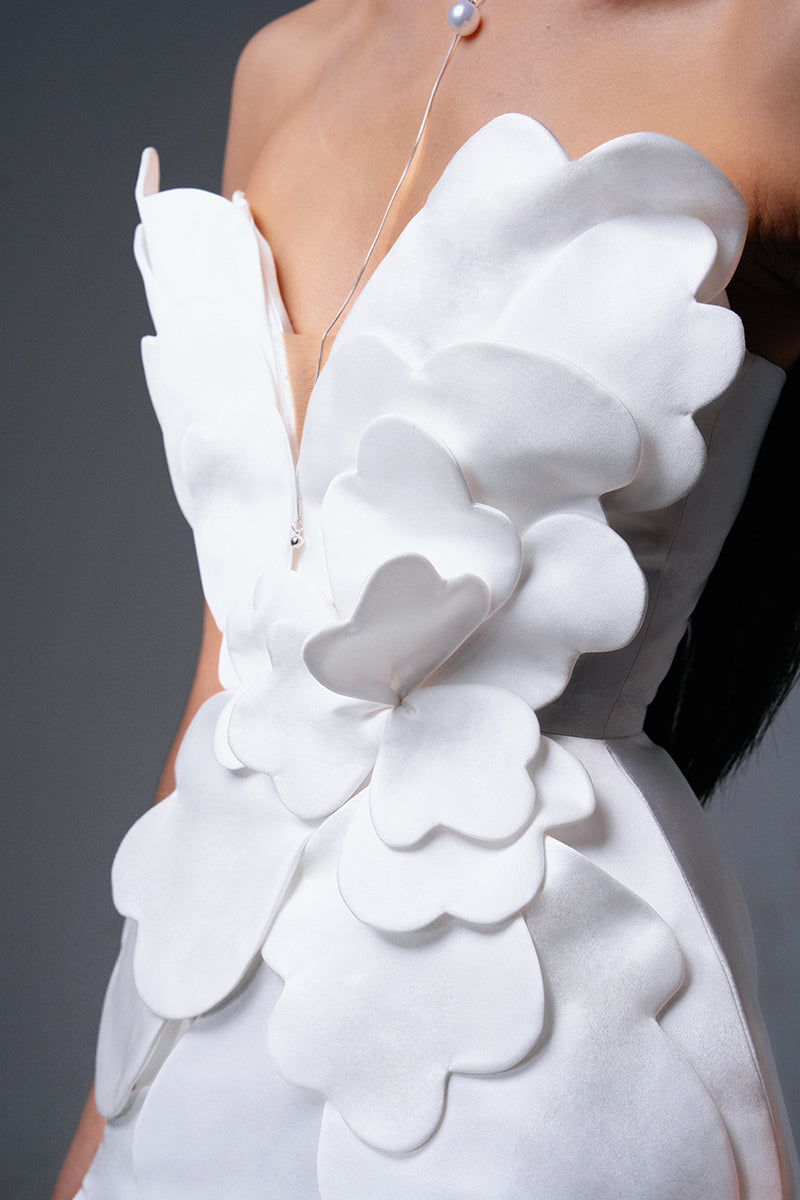CULT MIA X HAPPY CLOTHING PEGGED SLEEVELESS TAFFETA MAXI DRESS IN WHITE - CULT MIA