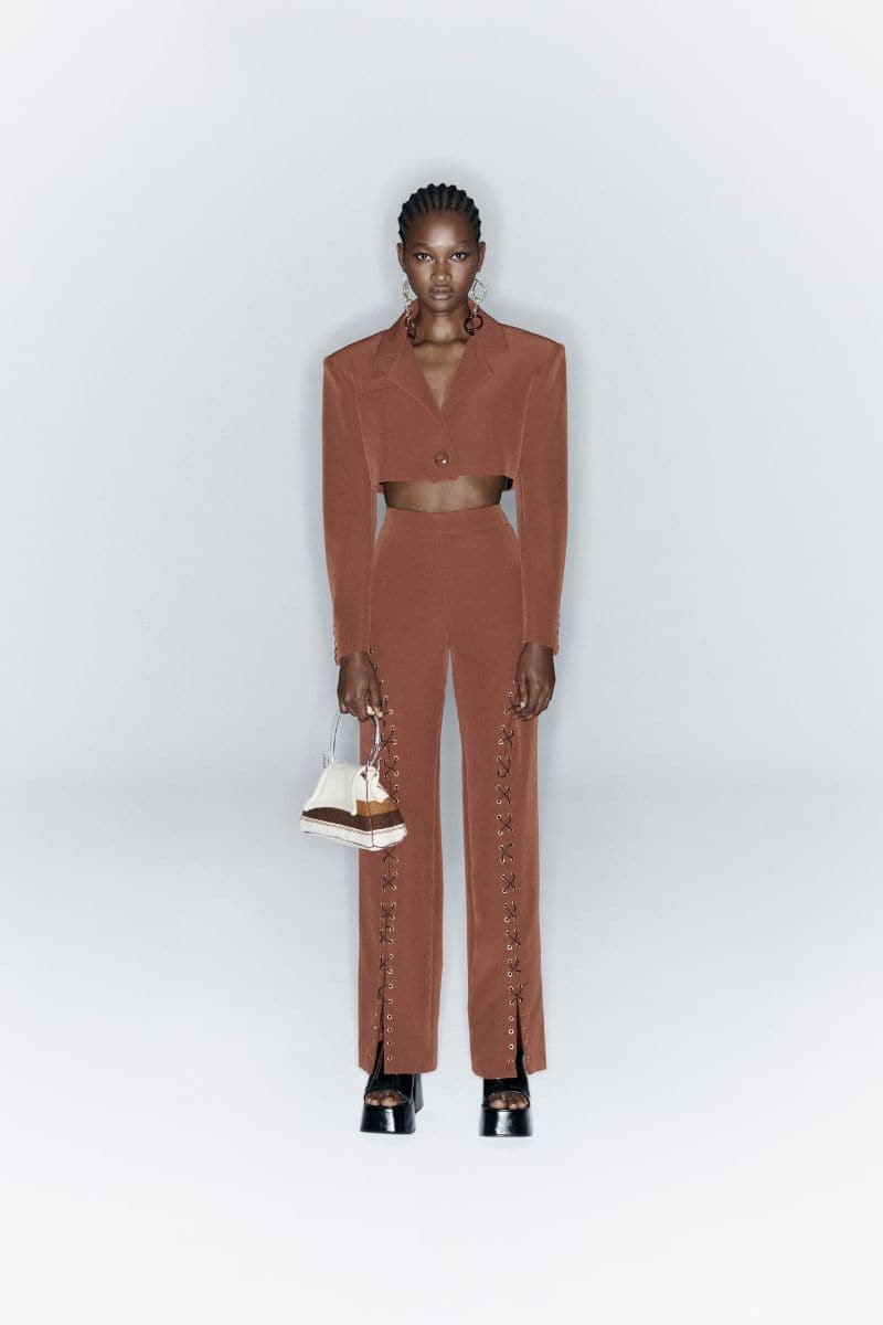 BROWN CROPPED BLAZER | JC Pajares | CULT MIA
