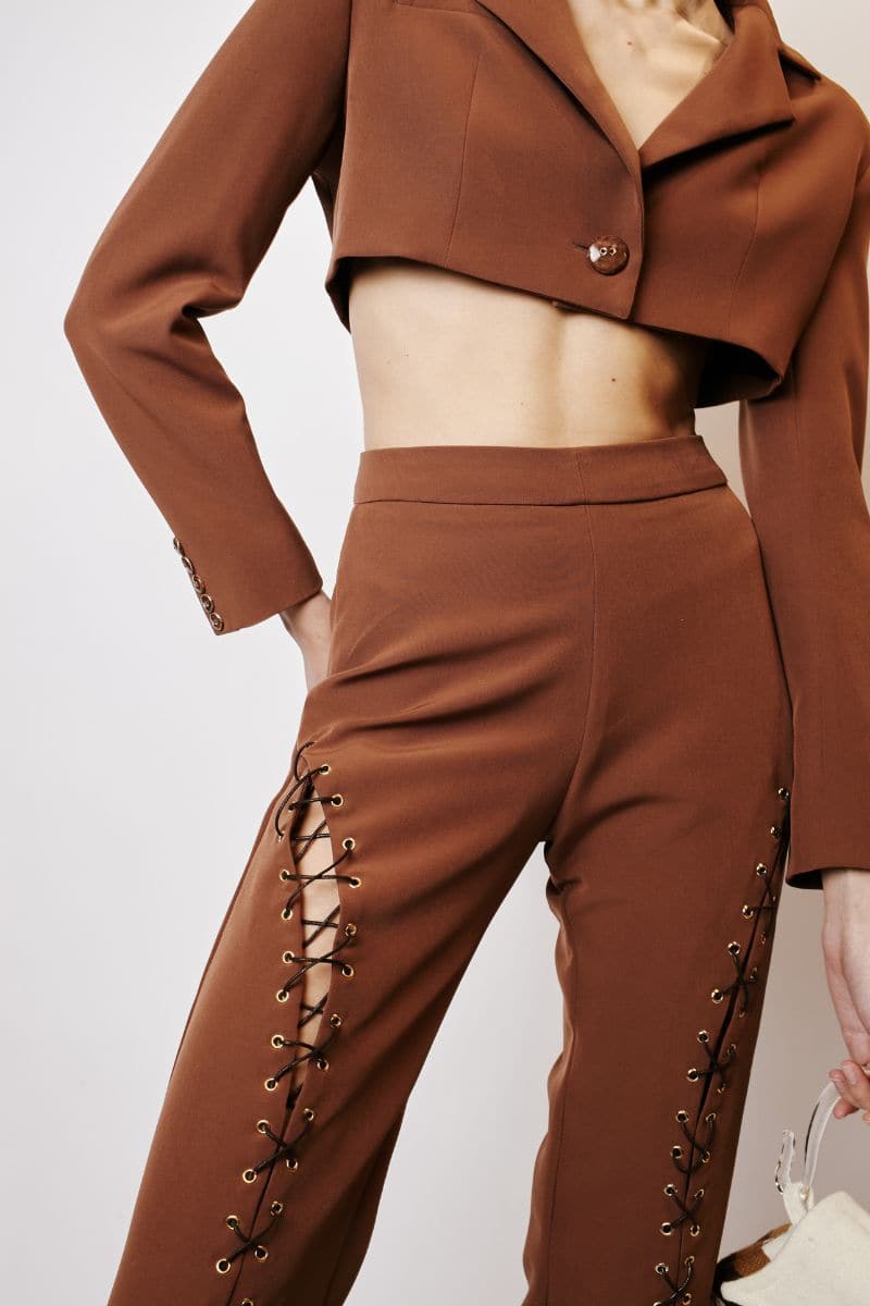 BROWN CROPPED BLAZER | JC Pajares | CULT MIA