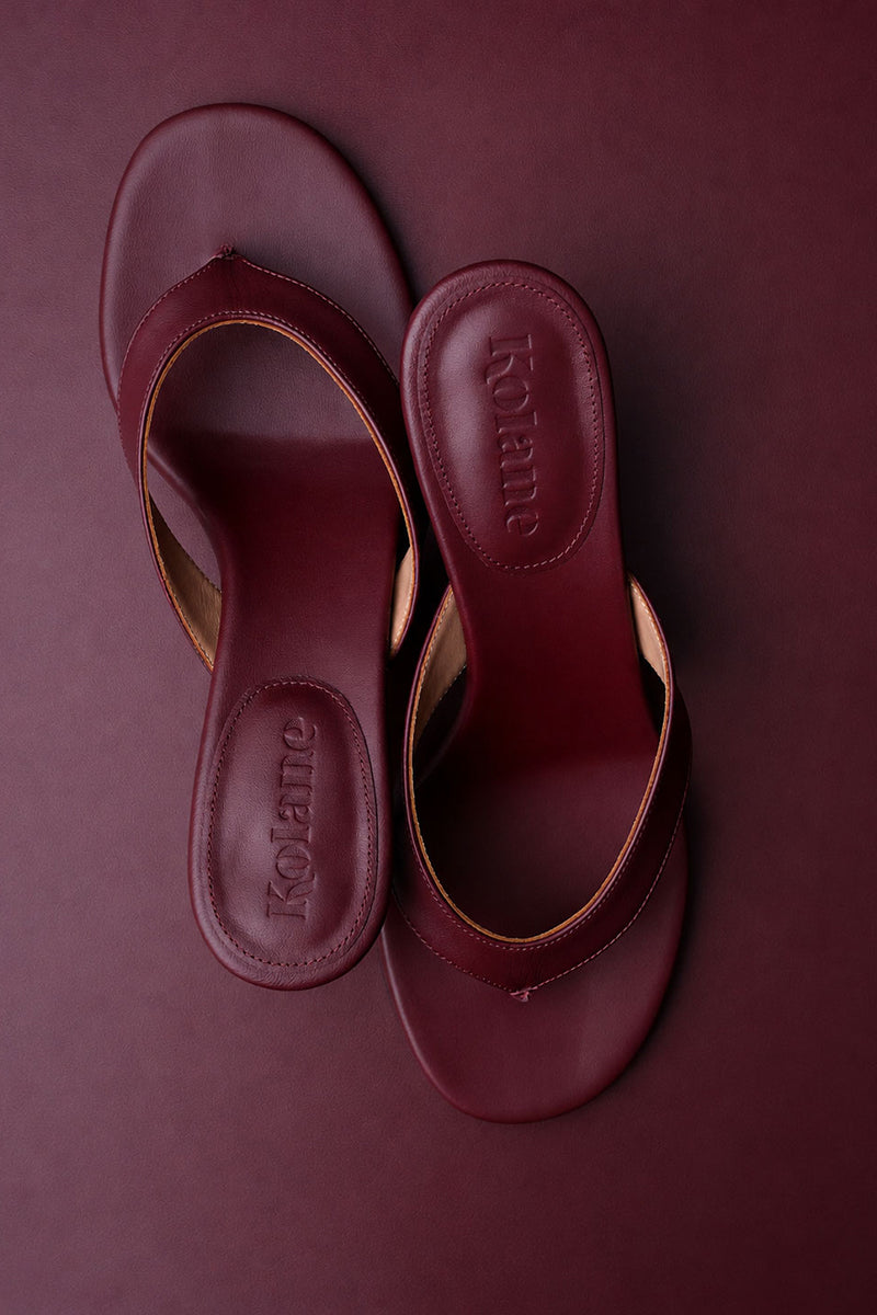 Kolane Annie Sandal 45 in Rosewood, stylish open-toe sandals with ankle straps, featuring a natural wood finish and comfortable design.
