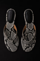 Kolane Annie Sandal 45 in grey python embossed leather, stylish open-toe sandal with ankle strap and textured finish.