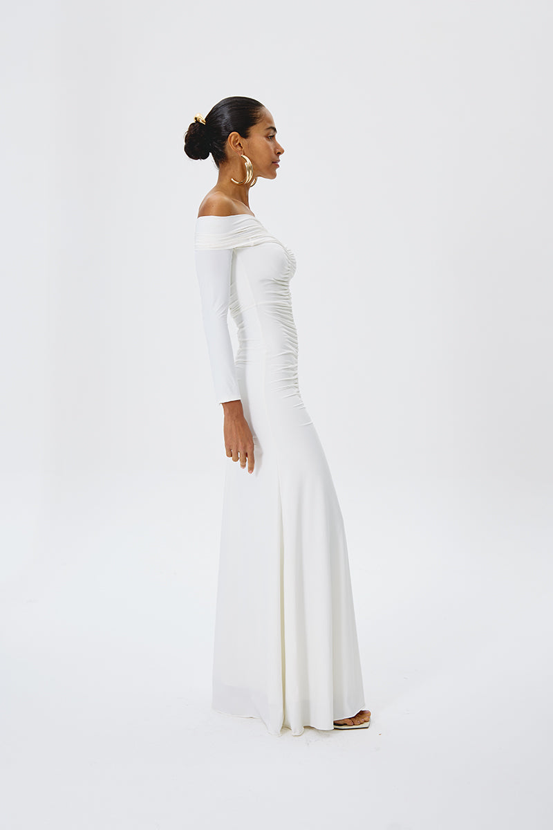 TREASURE DRESS IN OFF WHITE - CULT MIA
