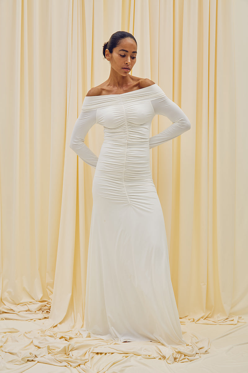 TREASURE DRESS IN OFF WHITE - CULT MIA