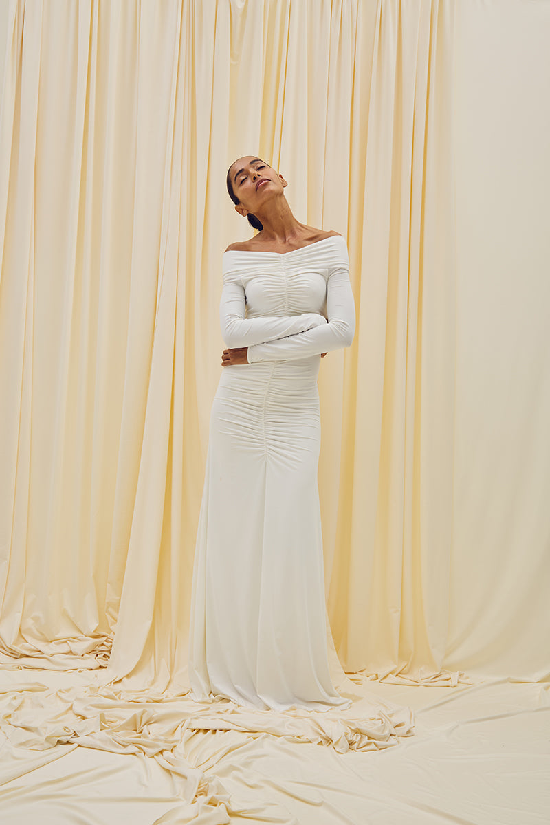 TREASURE DRESS IN OFF WHITE - CULT MIA