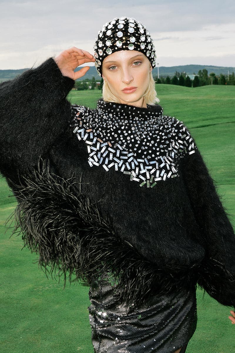 MIRRORED FEATHER BLACK SWEATER | Lalo | CULT MIA