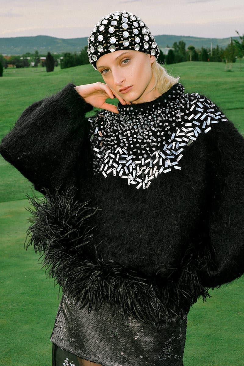 MIRRORED FEATHER BLACK SWEATER | Lalo | CULT MIA