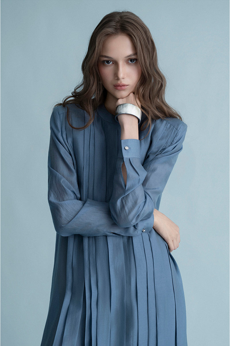 Blue Dortmund dress by Lekieu, a stylish midi dress featuring a flattering fit and elegant design, perfect for casual or formal wear.