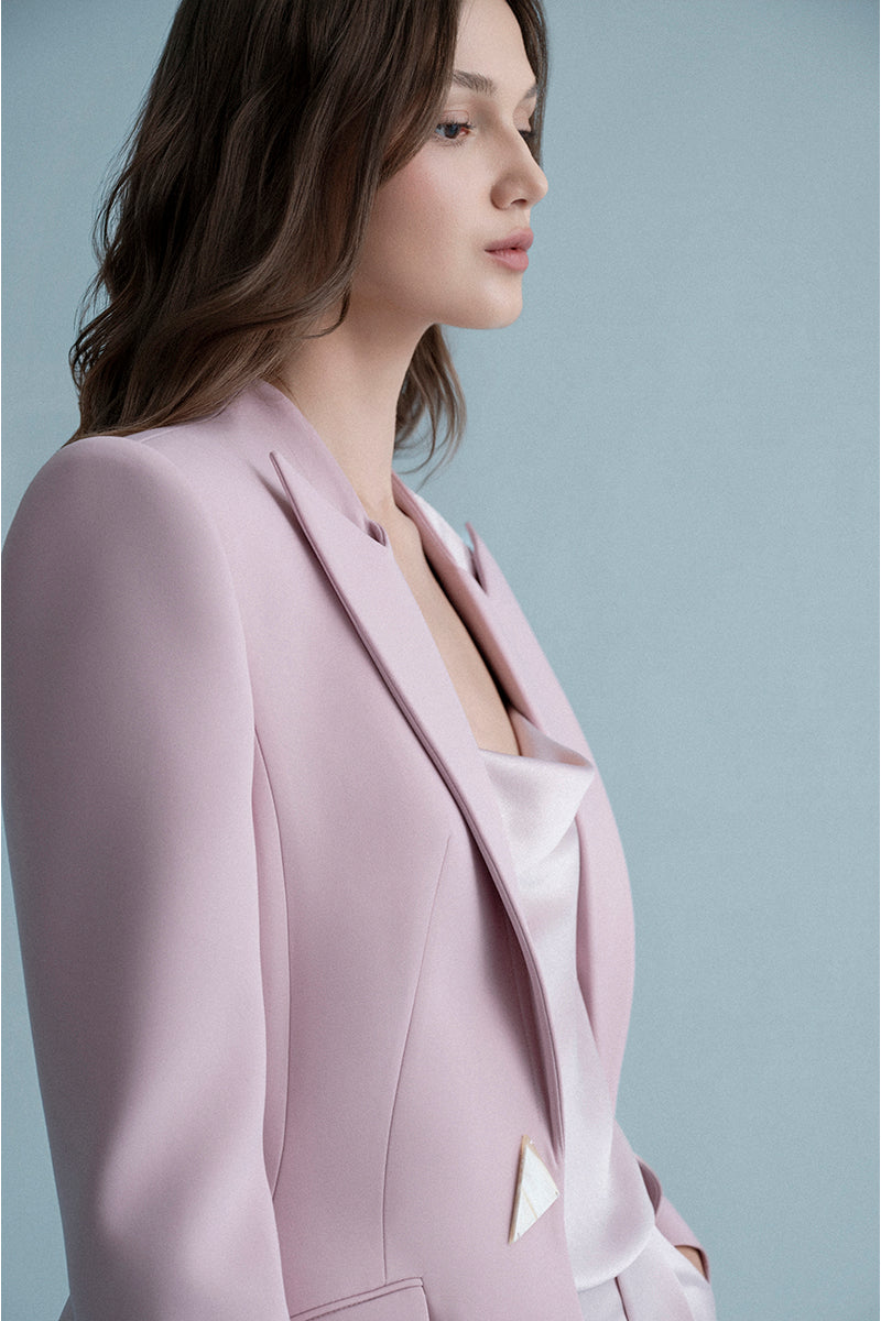 Pink Wiesbaden jacket by Lekieu, stylish outerwear with a modern fit and vibrant color, perfect for casual or outdoor wear.