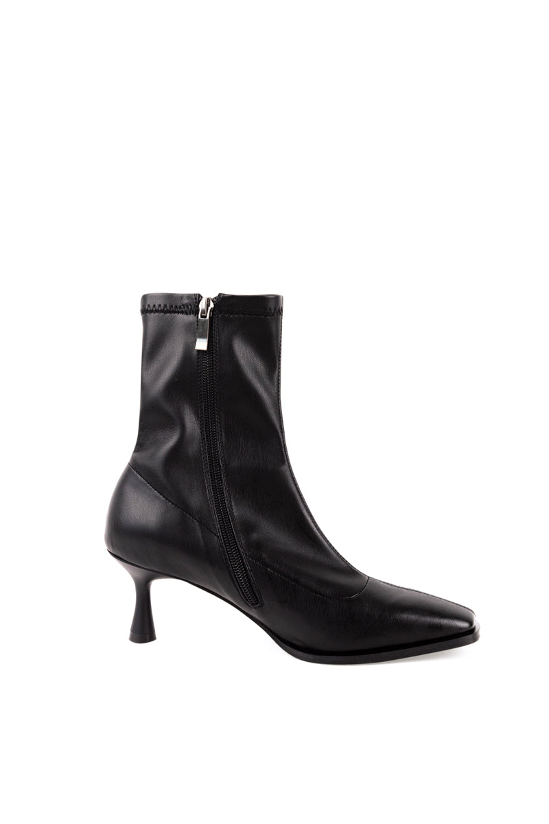 BOOTS LEREY IN BLACK VEGAN LEATHER - CULT MIA
