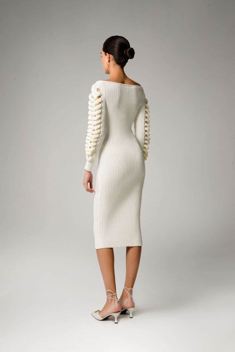 IVORY KNITTED SLEEVE FRINGE MIDI DRESS | Liya | CULT MIA