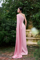 I.H.F asymmetrical shoulder column gown with pleated details, elegant evening dress showcasing a sleek silhouette and stylish design.