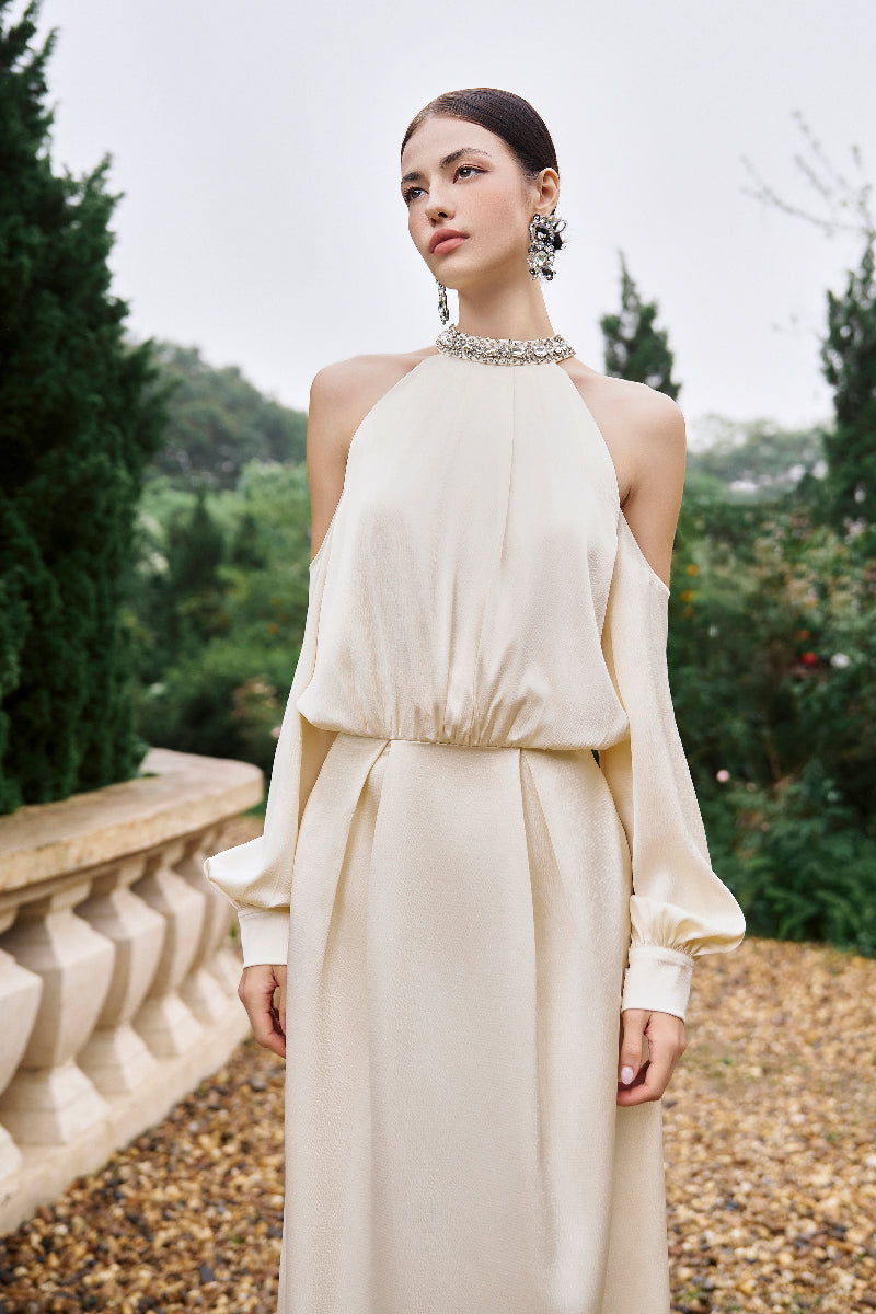 ROUND NECKLINE GOWN WITH DRAPED WAIST DETAIL - CULT MIA