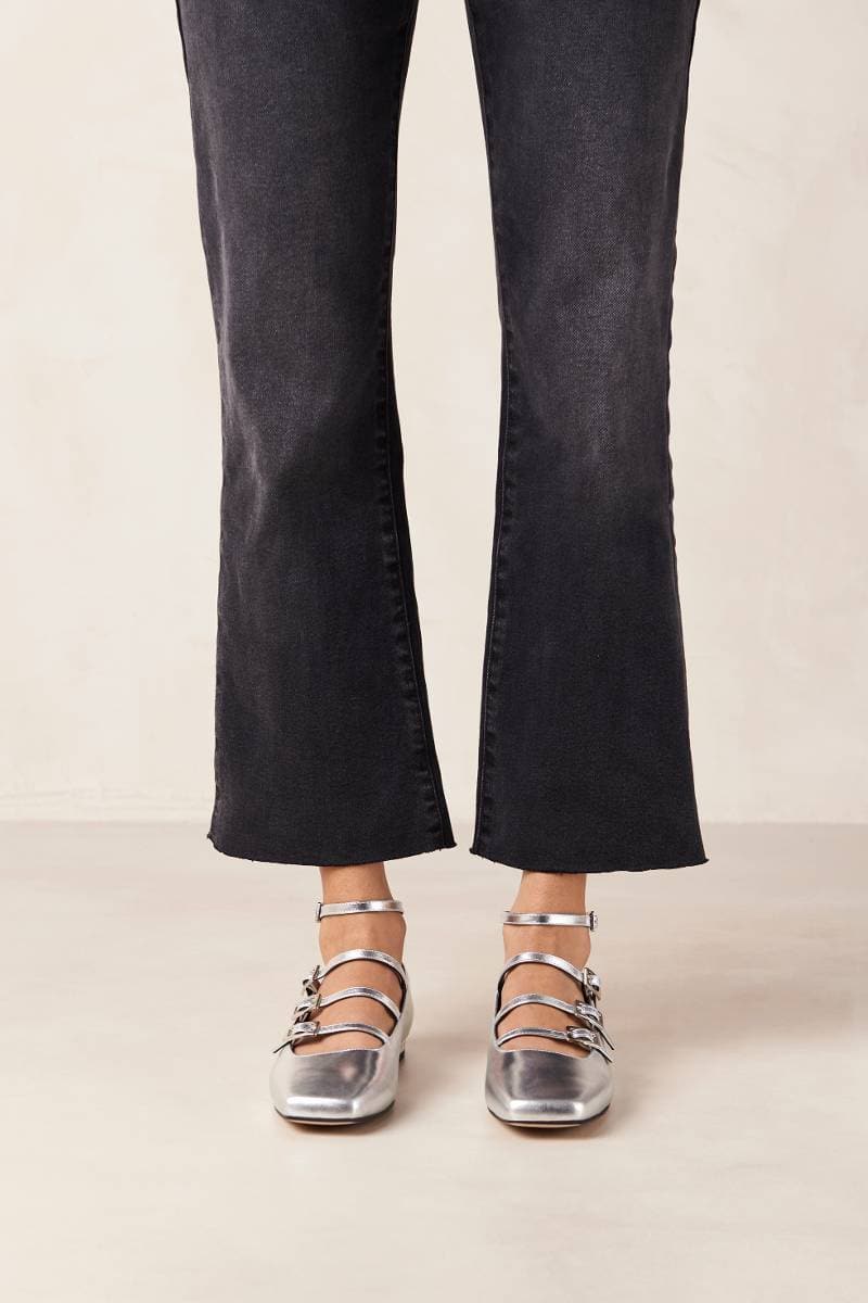 LUKE SHIMMER SILVER LEATHER BALLET FLATS - CULT MIA