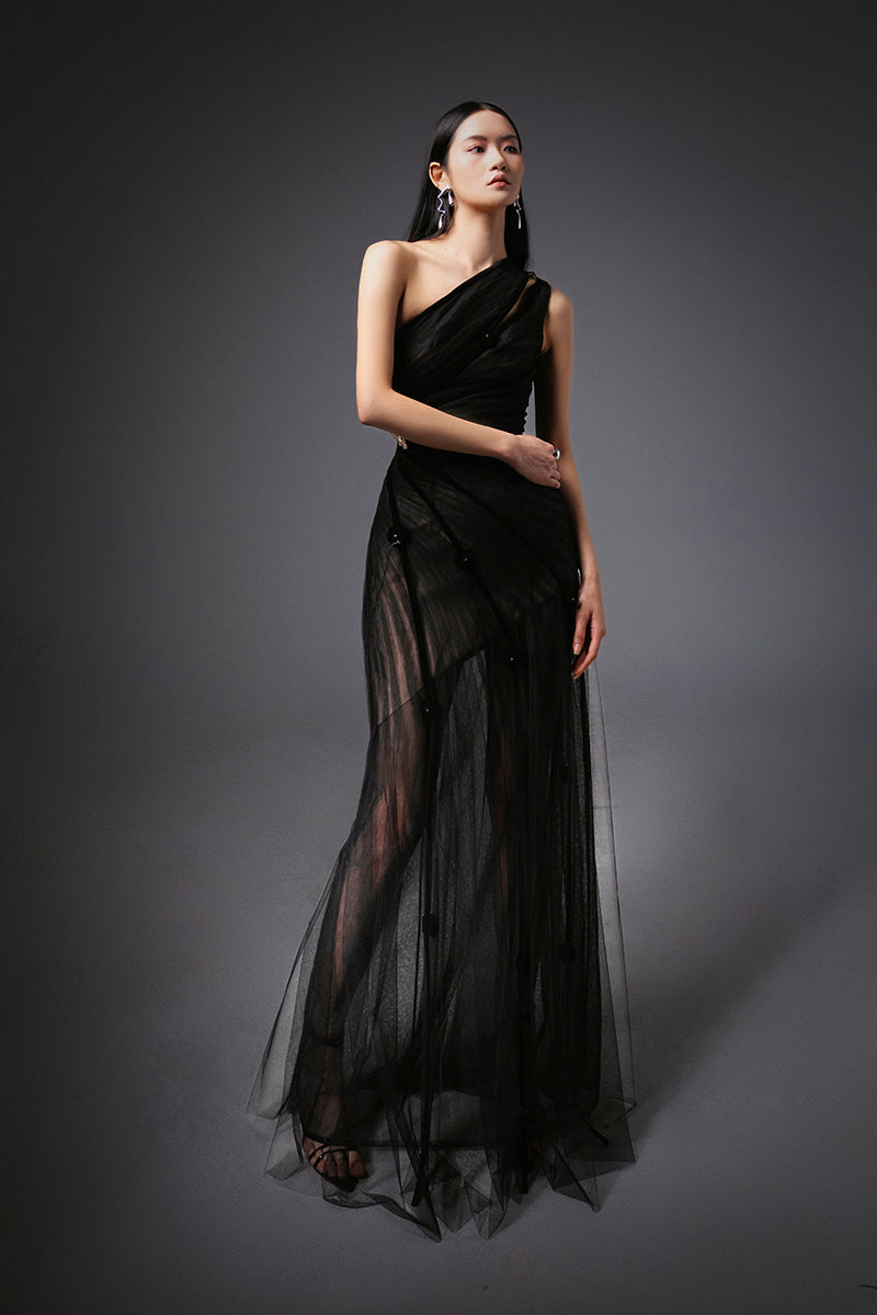 CULT MIA X HAPPY CLOTHING MAKENNA A-LINE ORGANZA MAXI DRESS IN BLACK - CULT MIA