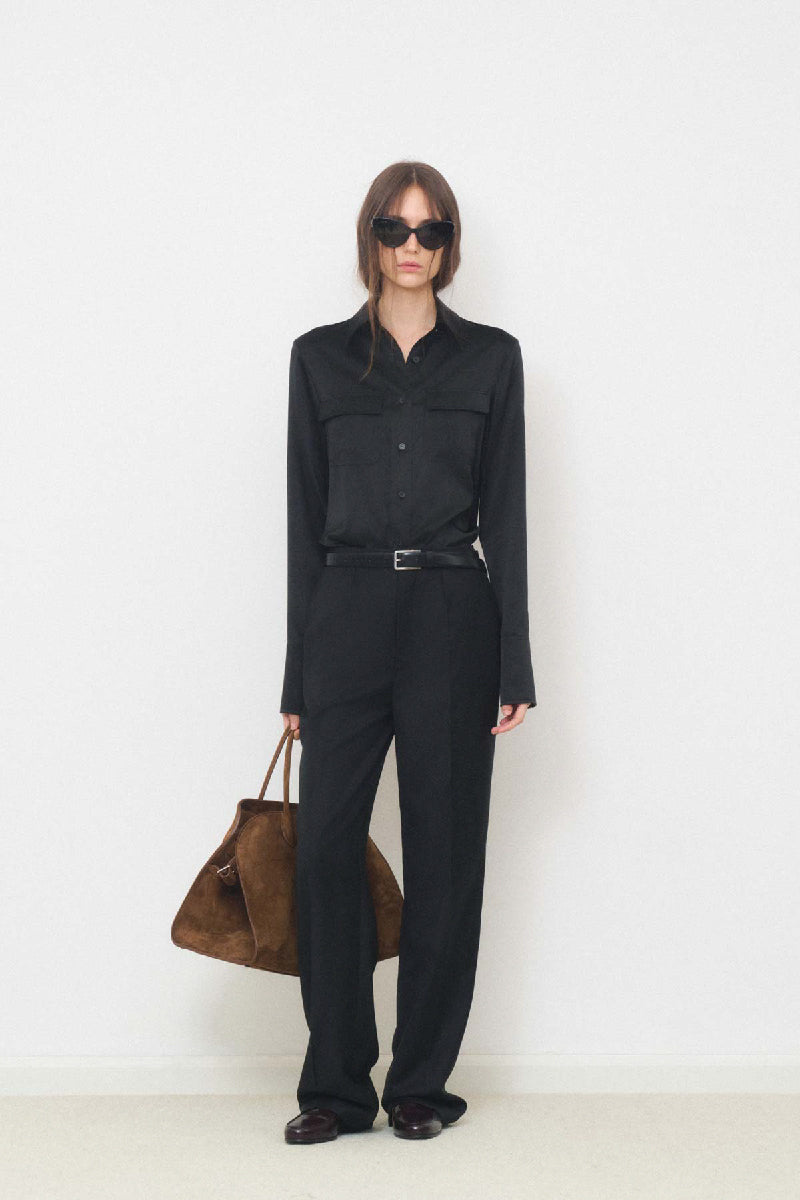 STRAIGHT-LEG PANTS WITH FRONT DARTS IN BLACK - CULT MIA
