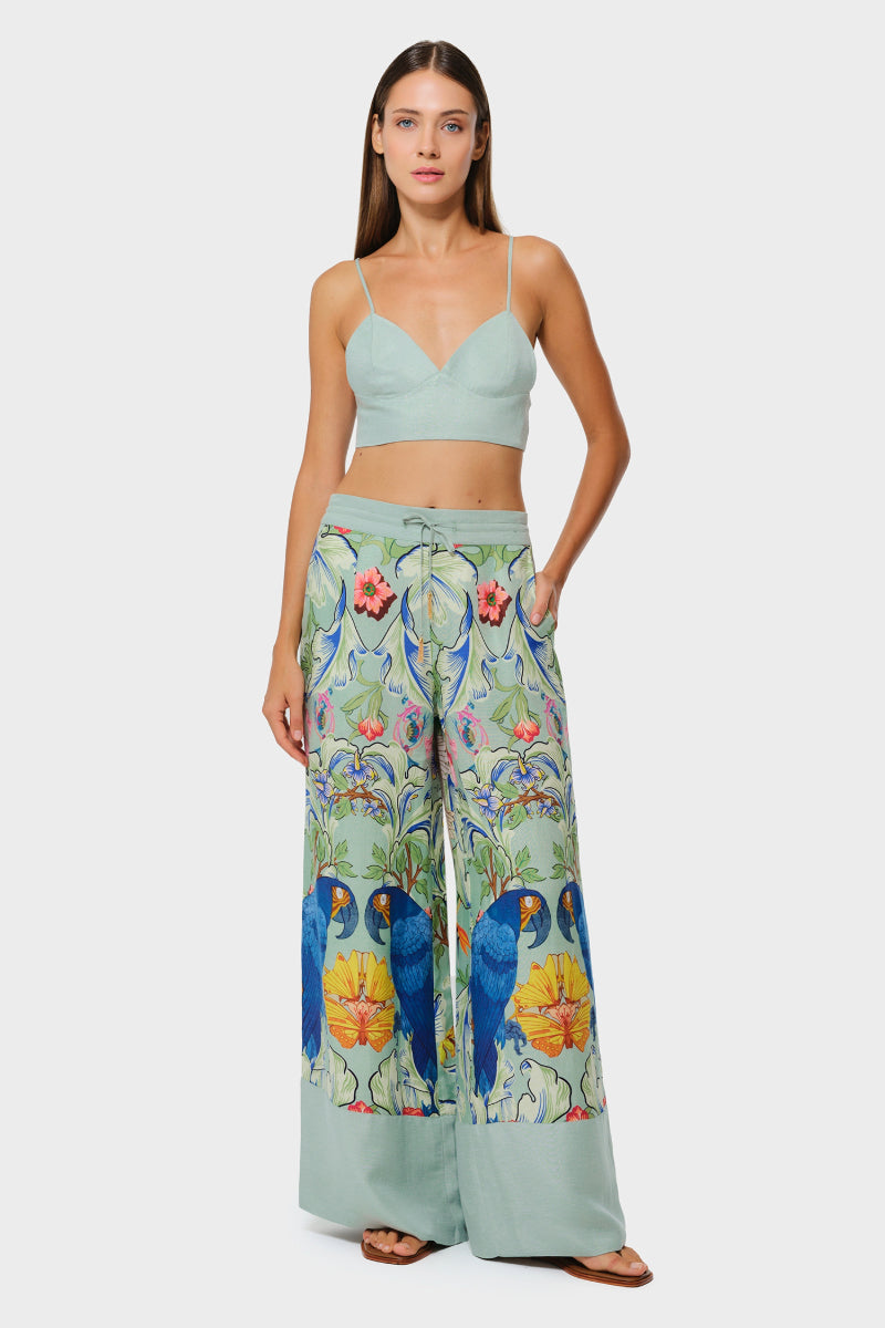 Soft black niLuu Carmen lounge pants made of comfortable fabric, featuring a relaxed fit and elastic waistband.