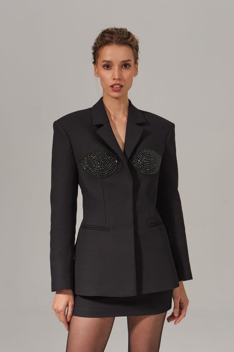Nué tailored spiral black blazer, stylish women's blazer with structured fit, black fabric, and classic lapel design.