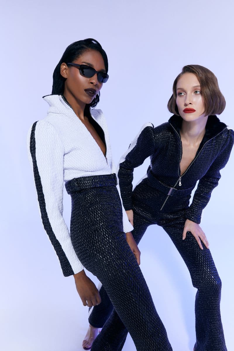 WHITE AND BLACK ONE-PIECE SKI SUIT | Nur Karaata | CULT MIA