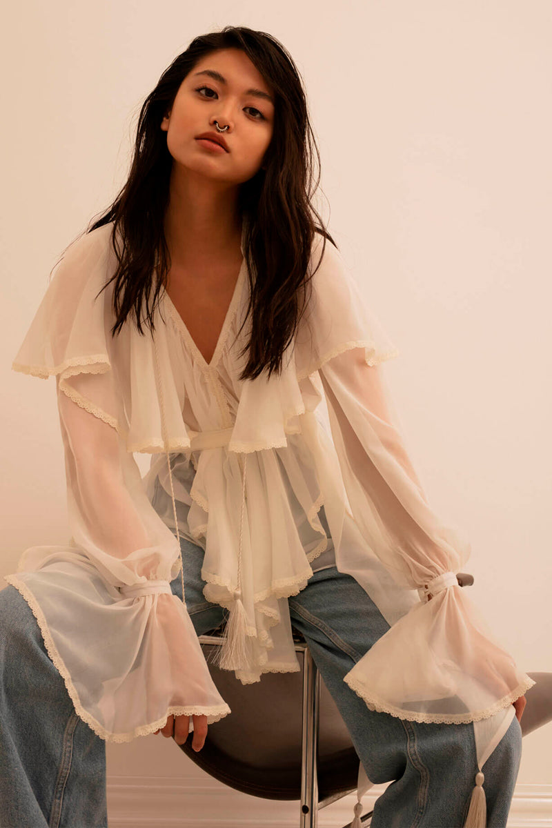 OCEAN OF THE TENDERNESS BLOUSE IN MILKY WHITE - CULT MIA