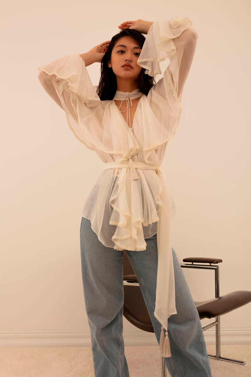 OCEAN OF THE TENDERNESS BLOUSE IN MILKY WHITE - CULT MIA