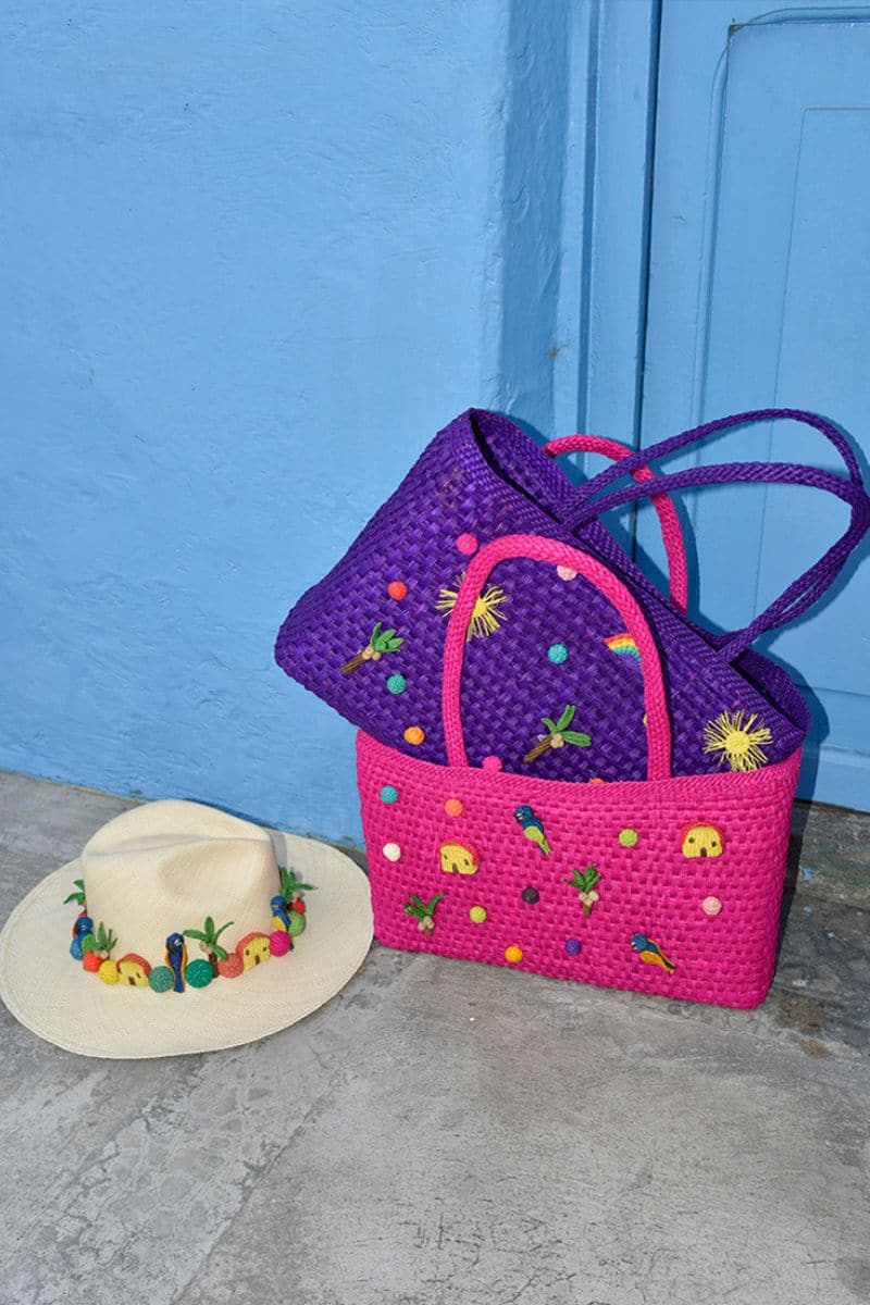 Purple Pajarita tote bag by Pájara Pinta, stylish shoulder bag with woven design and spacious interior.
