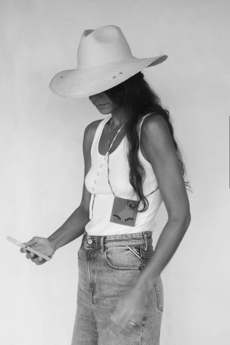 Pájara Pinta Sunrise White Hat, stylish wide-brim hat in white and black, perfect for sun protection and casual wear.