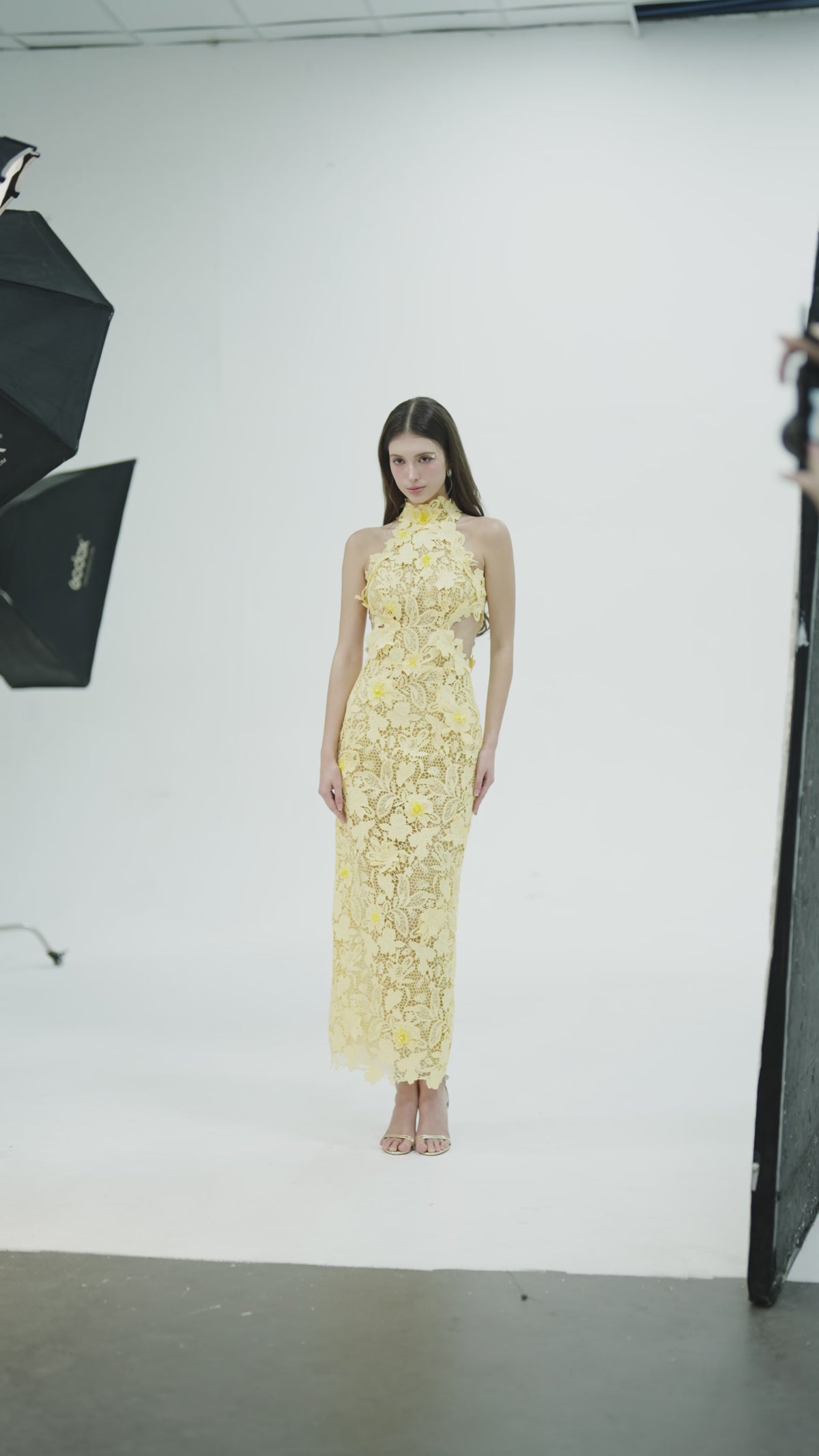 ROBE EN DENTELLE JAUNE JARDIN FLORAL CULT MIA X I.H.F STUDIO