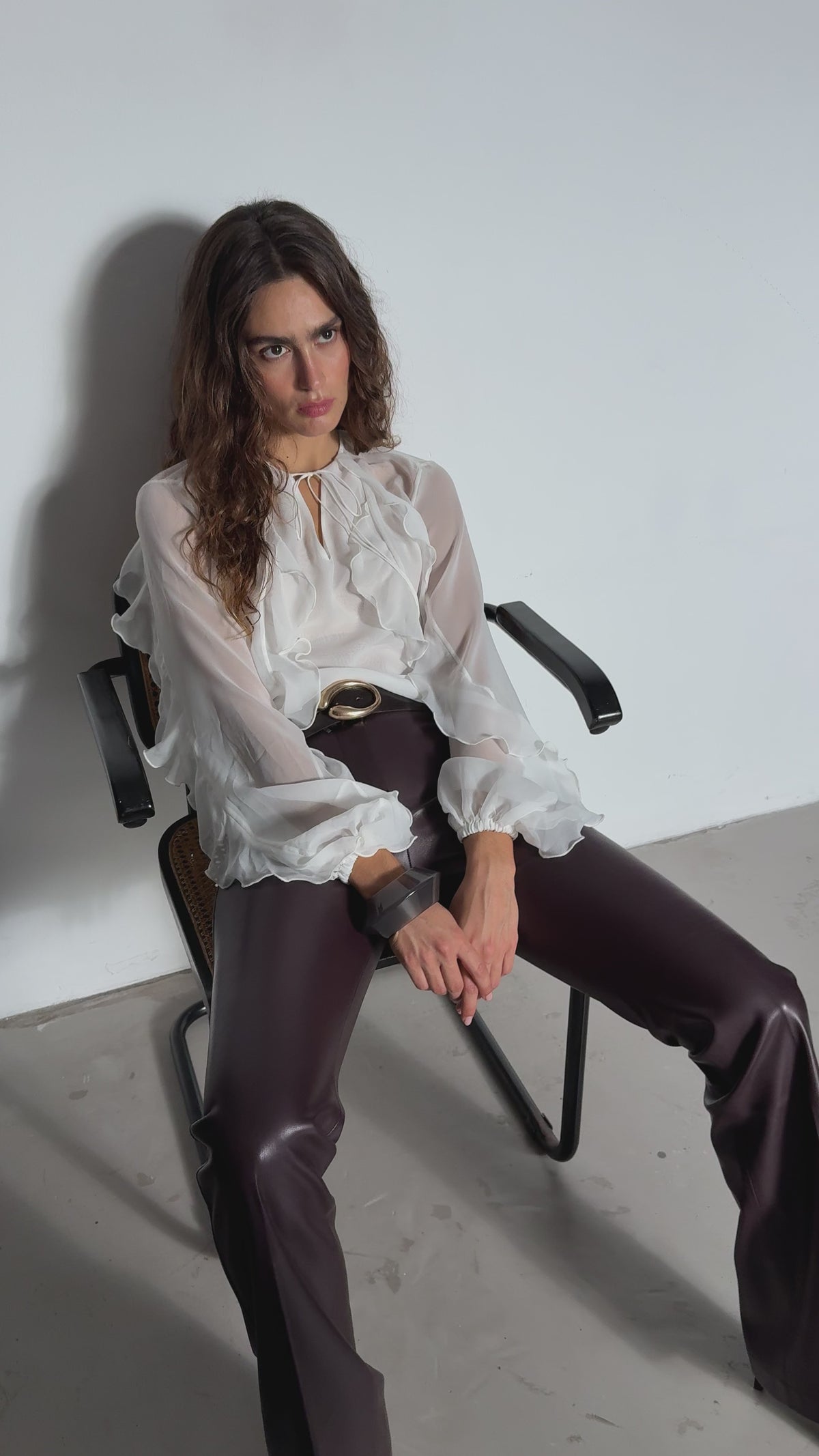 PETAL BLOUSE MILKY WHITE