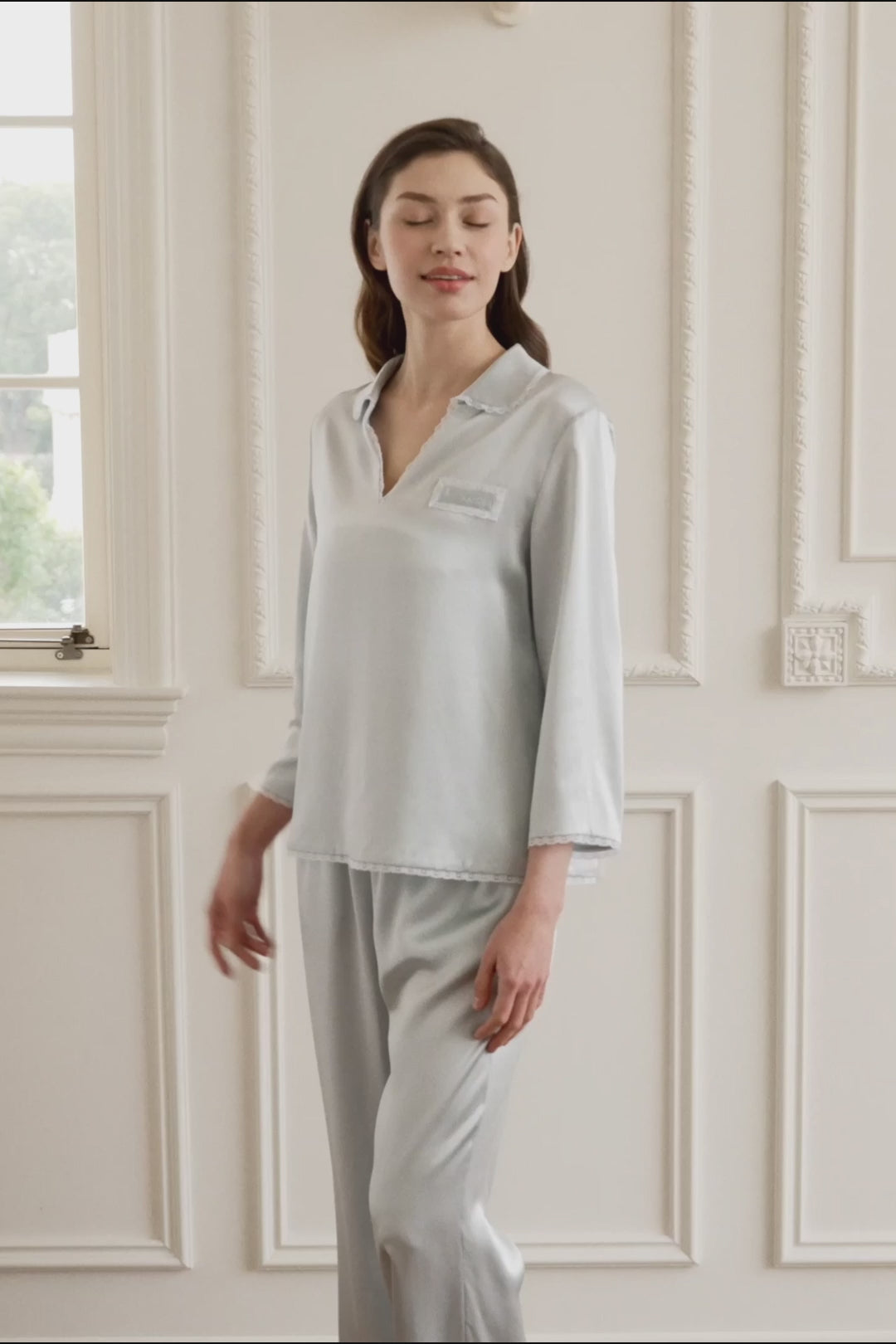 LUNAVIE WOMEN’S SILK V-NECK PAJAMA SET