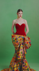 ROBE DE BAL IMPÉRIALE