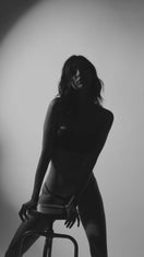 ELLIPSE STRAPLESS SEXY BRA IN BLACK