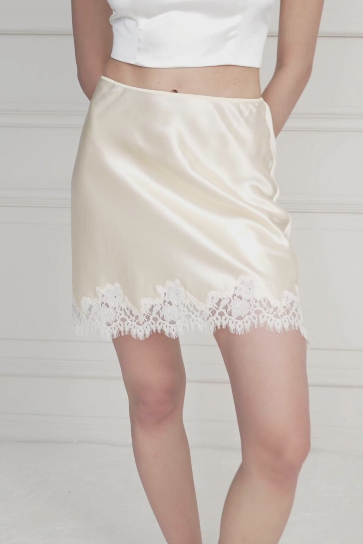 JUPE COURTE EN SOIE WINDY POUR FEMME