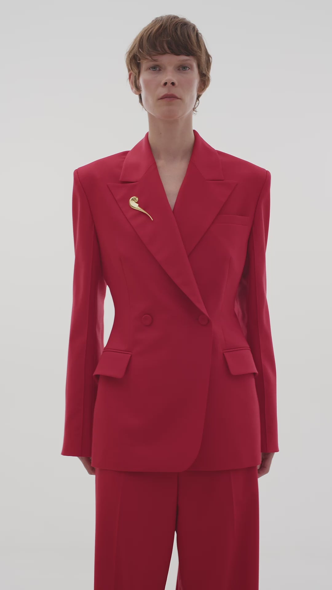 BLAZER AJUSTÉ EN LAINE ROUGE