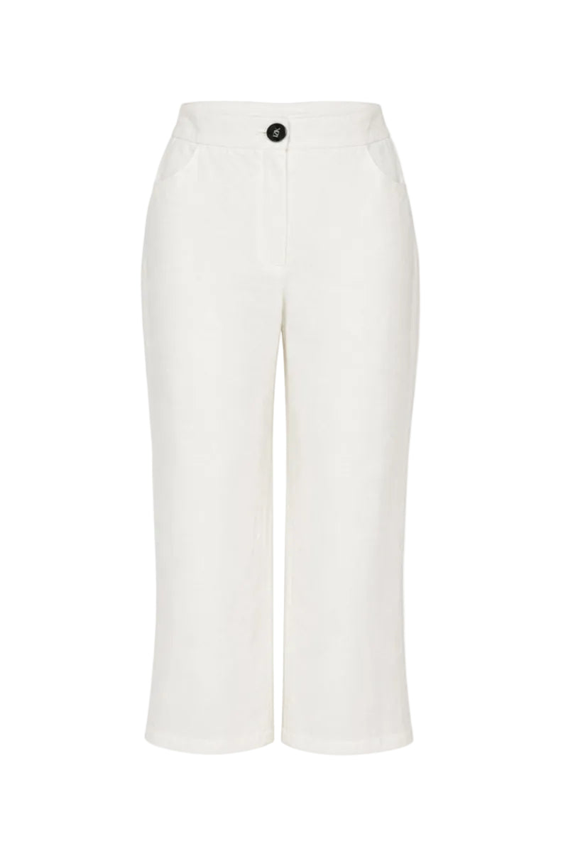 Izakova REA pants in off-white color, stylish and comfortable denim pants with a relaxed fit and classic design.