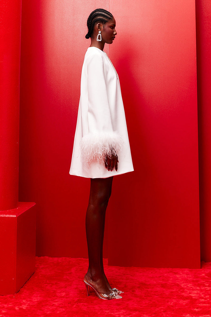 SHORT OFF-WHITE WITH DAZZLING CRYSTAL EMBELLISHMENTS - CULT MIA