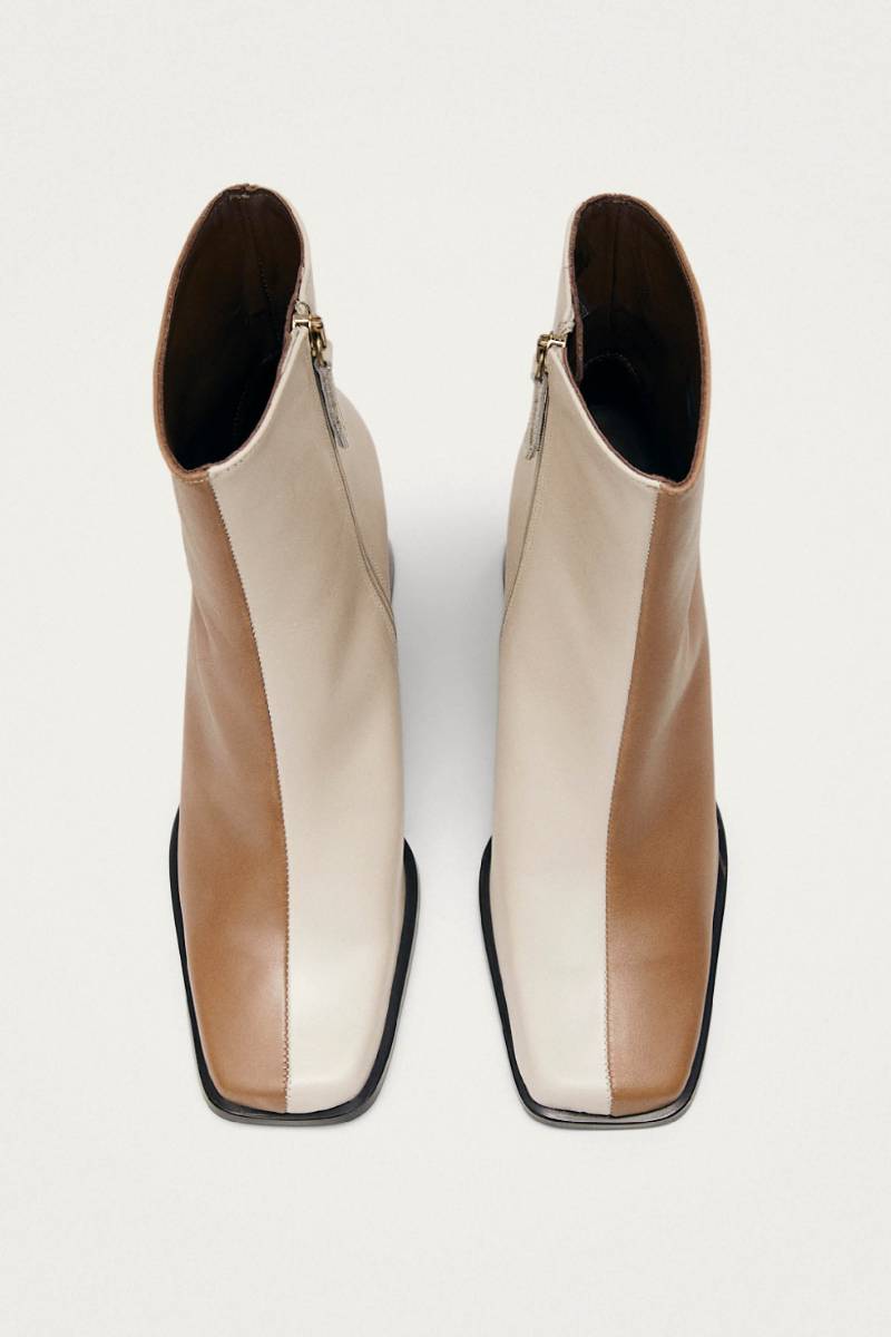 SOUTH BICOLOR LEATHER ANKLE BOOTS IN CAMEL BEIGE - CULT MIA