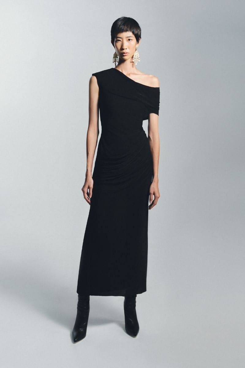 BLACK SLOPES OFF-SHOULDER MIDI DRESS | TONYY | CULT MIA
