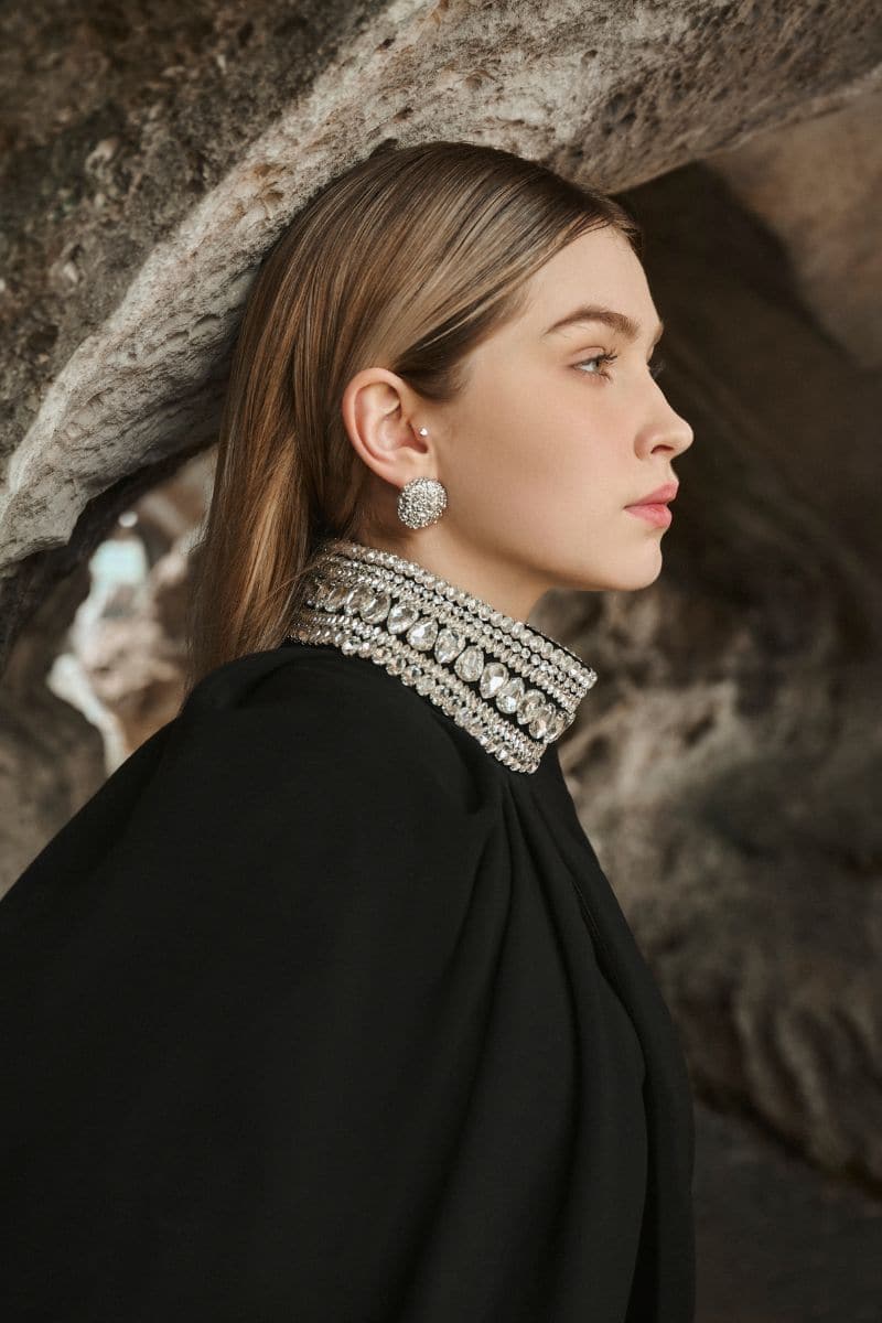 BLACK STONE COLLAR CAPE AND FULL DRESS | Tracy Studio | CULT MIA