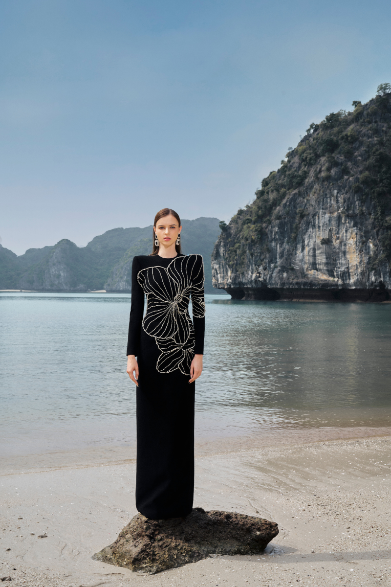 LONG SLEEVE ORCHID PATTERNED BODY-CON FULL DRESS