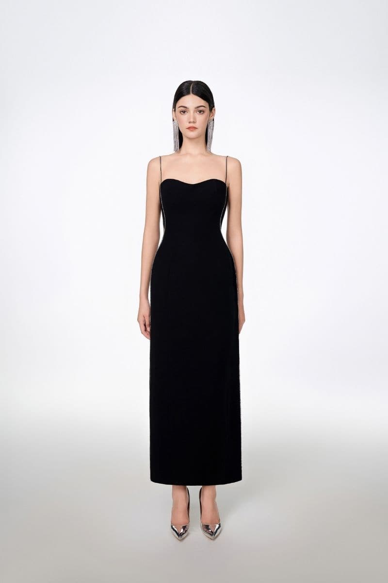 SPAGHETTI STRAP CRYSTAL EMBROIDERY SWEETHEART MAXI DRESS | Tracy Studio | CULT MIA