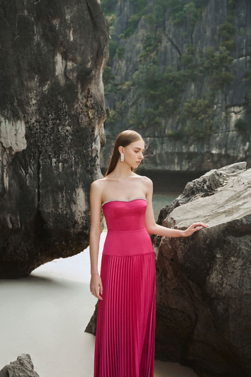 SPAGHETTI STRAP PLEATED MAXI DRESS | Tracy Studio | CULT MIA