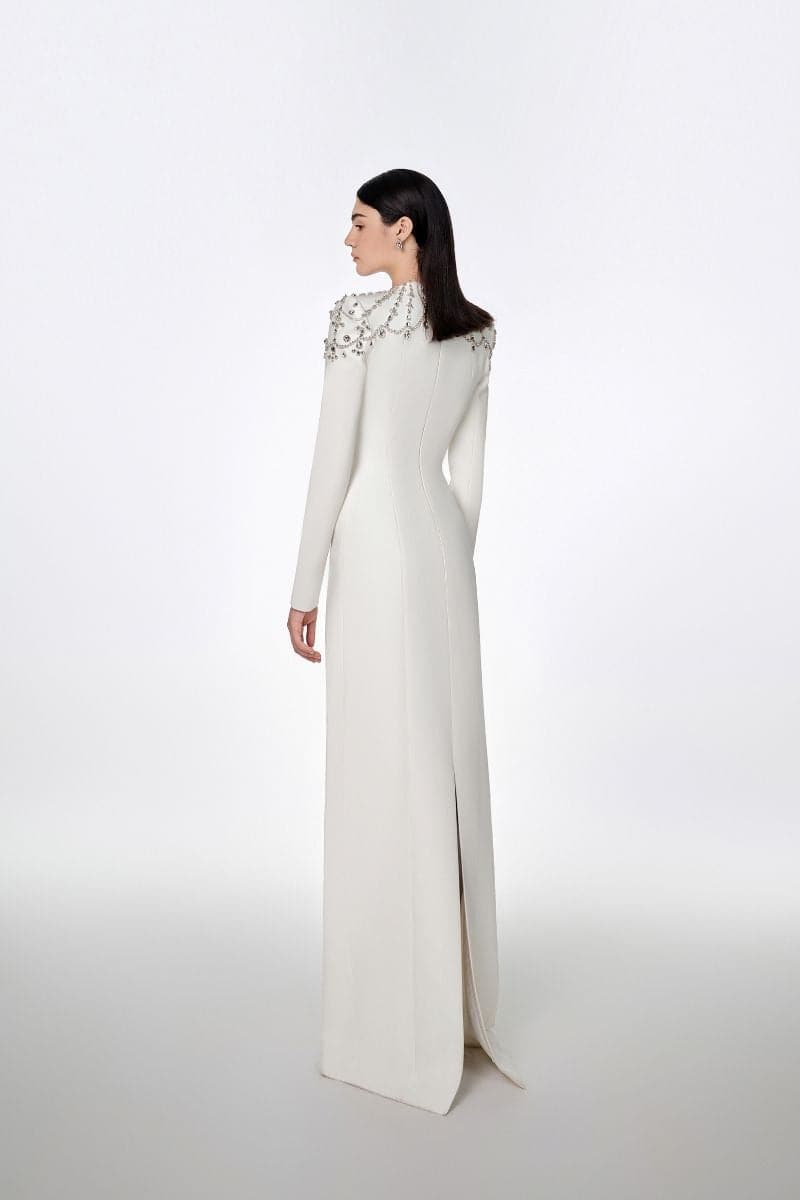 WHITE LONG SLEEVE TRAPEZOID NECKLINE BODYCON FULL DRESS | Tracy Studio | CULT MIA