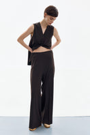 DELEGAN architect brown trousers, front view, stylish men's pants with a tailored fit and classic design.