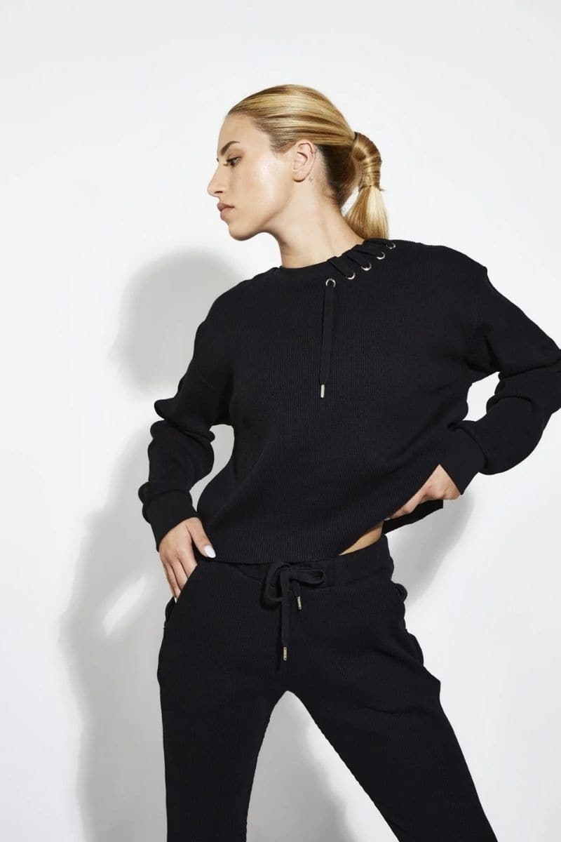 BLACK WAFFLE SWEAT SHIRT AND PANTS SET | Bassigue | CULT MIA